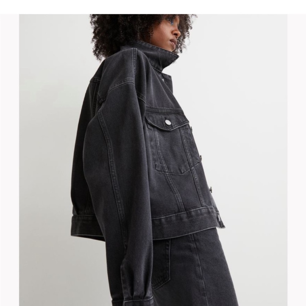 90’s vibe oversized faded black denim jacket